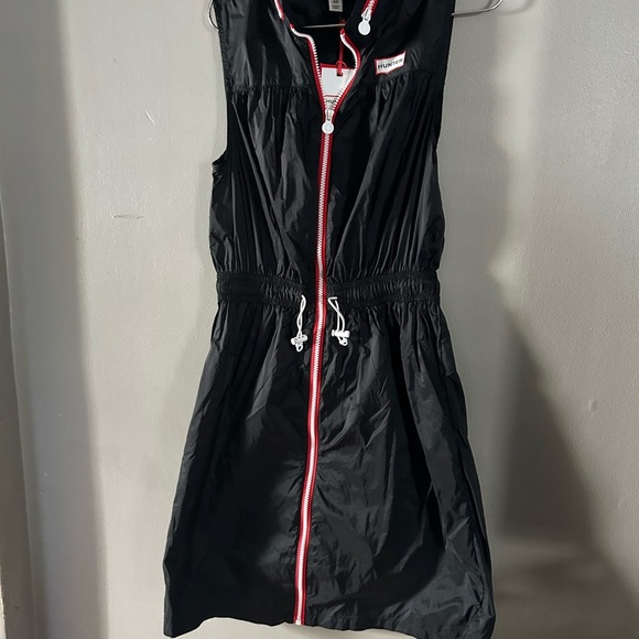 NWT Hunter for Target Sleeveless Black Windbreaker Dress Sz XS - Picture 3 of 10